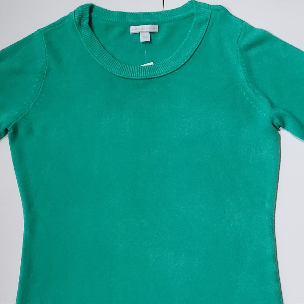 NEW YORK & COMPANY CREWNECK 3/4 LENGTH SWEATER - Picture 7 of 7